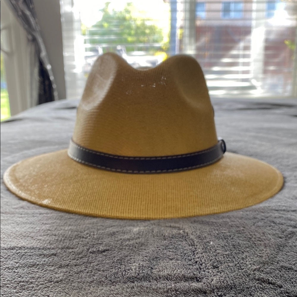 La Sierra West Hats with Brown Leather Band